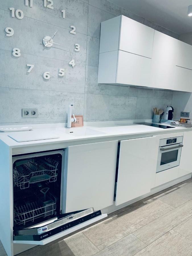Cathedral Studio, Luxury Studio In Cathedral Area, Parking Optional 세비야 외부 사진